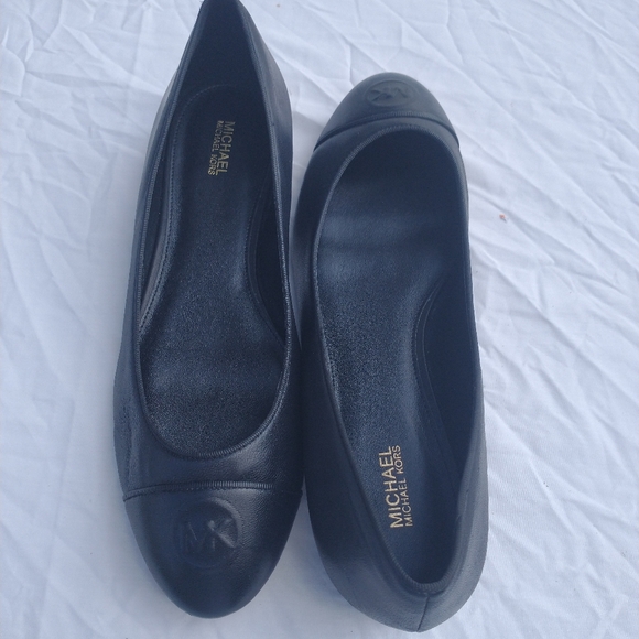 Michael Kors Ballet (Dylyn) Flats - Picture 7 of 7